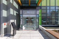 King's Crossing Two in Burnaby, BC - Building Photo - Building Photo