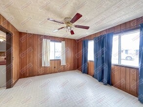 219 W Converse St in Moorcroft, WY - Building Photo - Building Photo