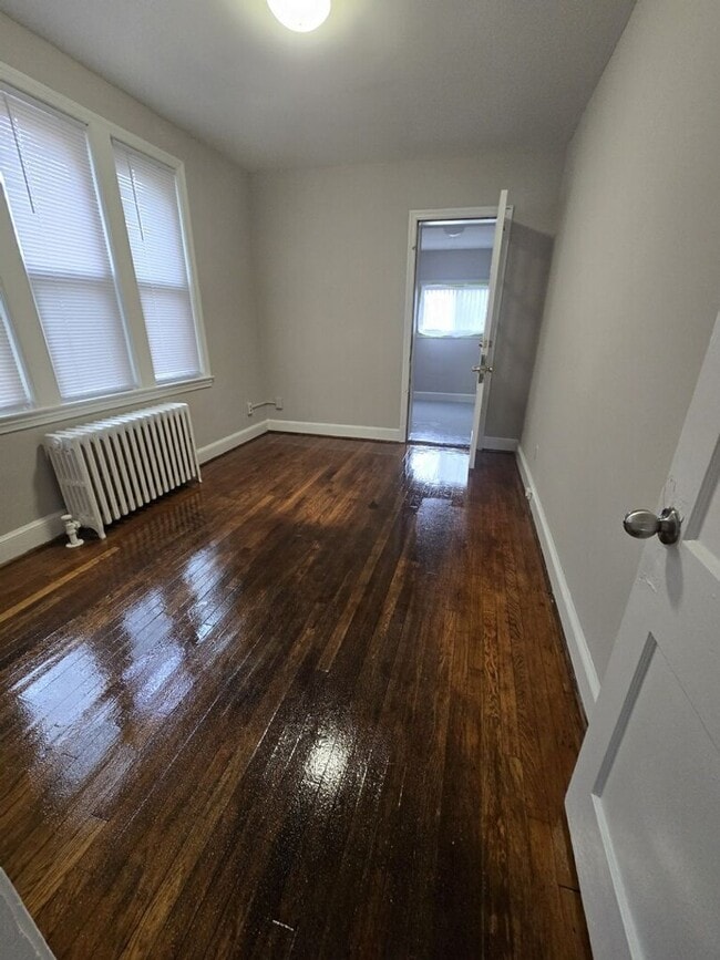 2843 Minnesota Ave SE in Washington, DC - Building Photo - Building Photo