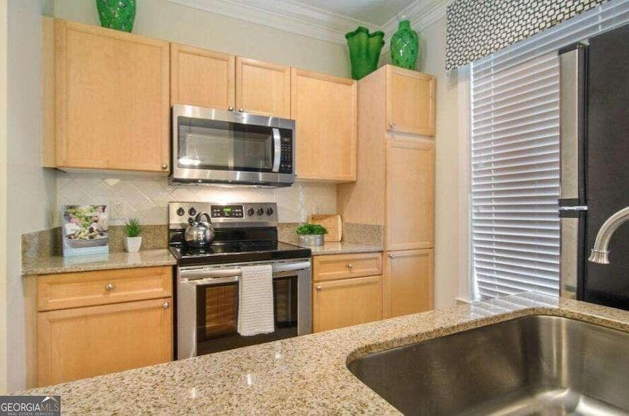 100 Ladson Ct, Unit 1405 in Decatur, GA - Building Photo
