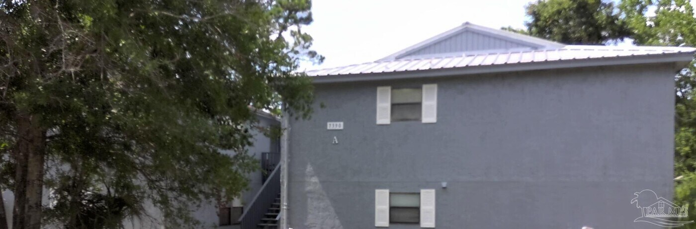 7390 Esther St in Pensacola, FL - Building Photo