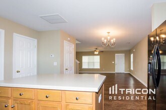 10838 Traders Ct in Davidson, NC - Building Photo - Building Photo