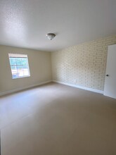 2295 Candlewyck Cir in Memphis, TN - Building Photo - Building Photo