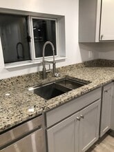 57 Utica St, Unit 55 Utica Back in Clinton, NY - Foto de edificio - Building Photo