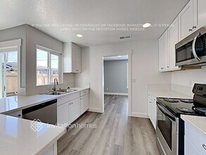 6085 Kingwood Cir in Rocklin, CA - Foto de edificio - Building Photo