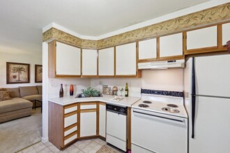 Wissahickon Park Apartment Homes in Lansdale, PA - Building Photo - Building Photo