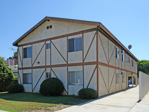 4171 Duquesne Ave in Culver City, CA - Foto de edificio - Building Photo