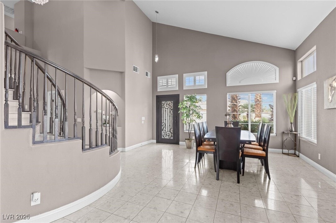 8815 Blake Alan Ave in Las Vegas, NV - Building Photo