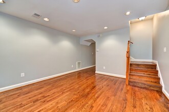 1921 9 1/2 St NW in Washington, DC - Building Photo - Building Photo
