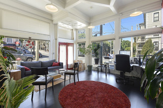 897 Hayes St in San Francisco, CA - Building Photo - Interior Photo