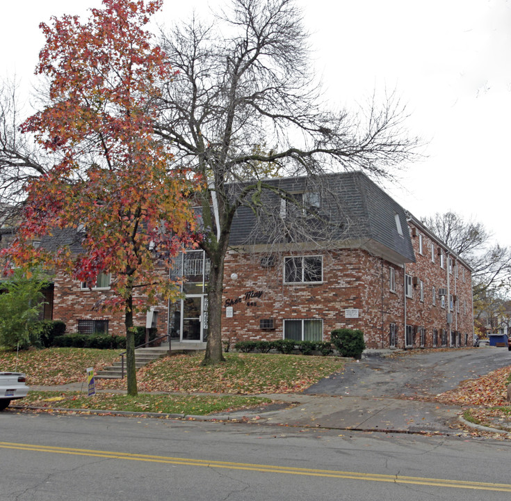 Grandview Apartments in Dayton, OH - Building Photo