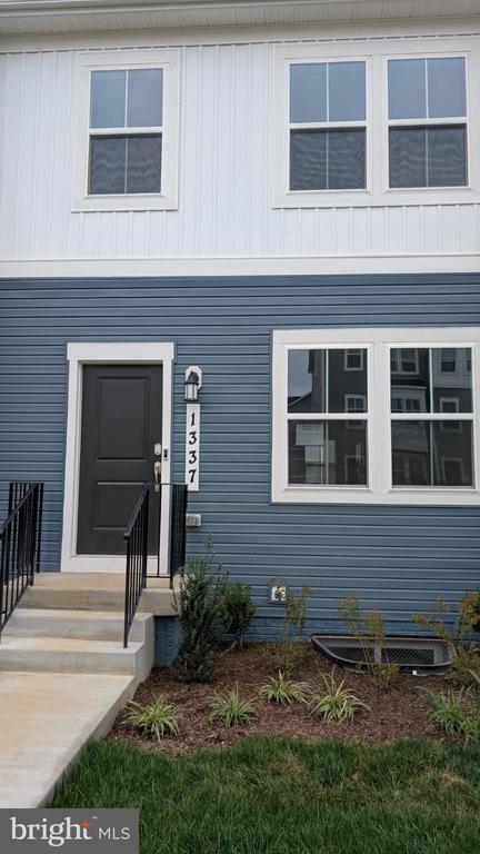 property at 1337 Cedar Vly Rd