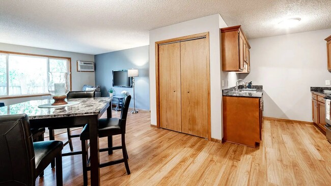 Birchview Apartments in Forest Lake, MN - Building Photo - Building Photo
