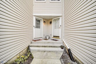 2492 Stoughton Cir in Aurora, IL - Building Photo - Building Photo