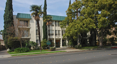 The Winston in Pasadena, CA - Foto de edificio - Building Photo