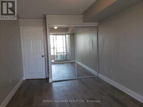 909 Bay St. in Toronto, ON - Building Photo - Building Photo