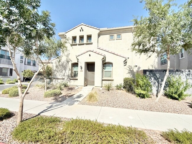property at 1178 E Sabino Dr