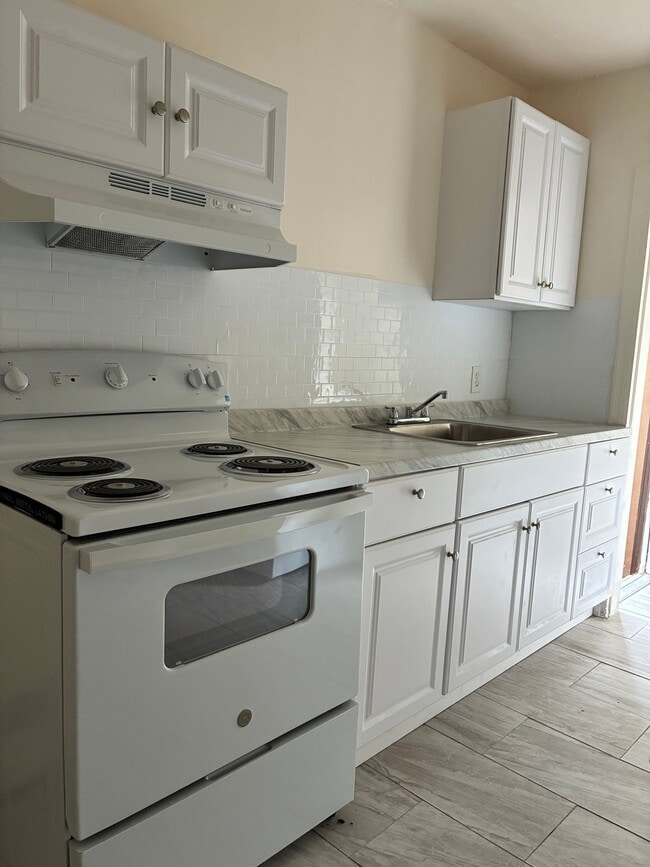 property at 3118 SW 22nd Terrace