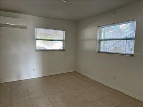 3700 Haines Rd N in St. Petersburg, FL - Building Photo - Building Photo