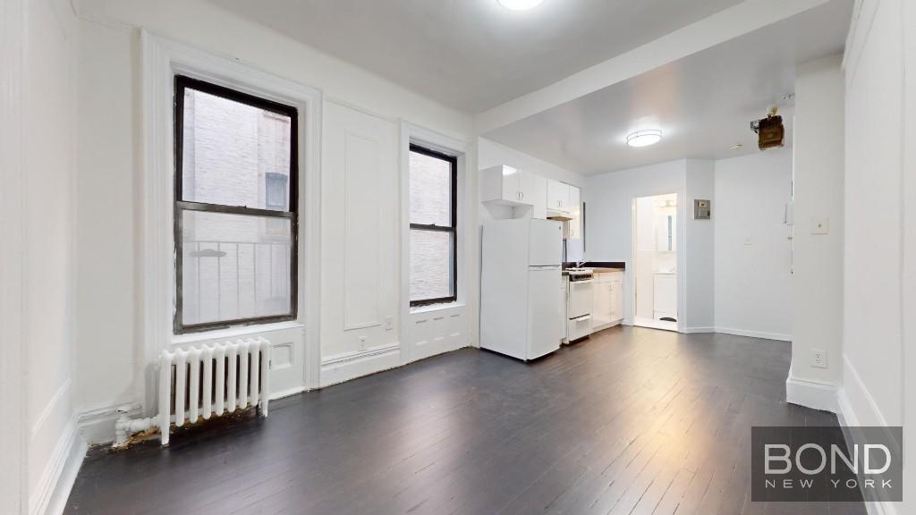 1427 York Ave in New York, NY - Building Photo