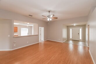 11090 Stanley Steamer Ln in Jacksonville, FL - Building Photo - Building Photo