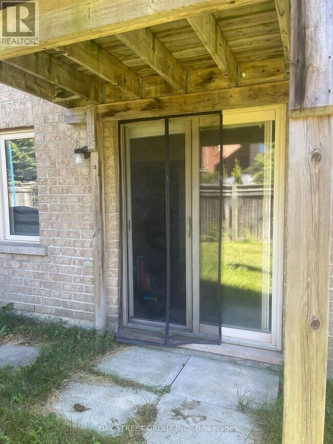 43 Philips View Cres in Richmond Hill, ON - Building Photo - Building Photo