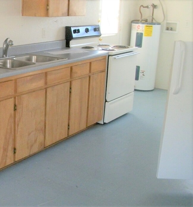 436 County Road 4616, Unit 436 in Kempner, TX - Building Photo - Building Photo