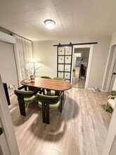 13269 Metropolitan Ave, Unit 2nd FL in Richmond Hill, NY - Foto de edificio - Building Photo