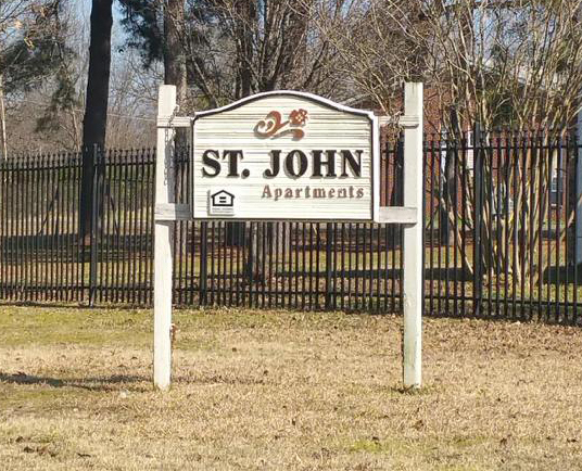 St. John Apartments in Pine Bluff, AR - Building Photo