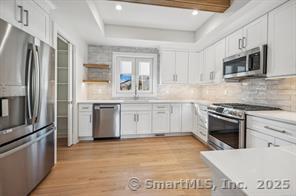 239 Henry St in Stamford, CT - Building Photo - Building Photo