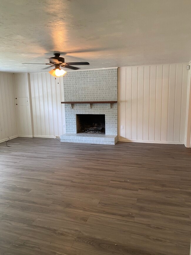 2602 Block Dr in Tallahassee, FL - Building Photo - Building Photo