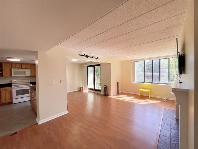 property at 85 Brainerd Rd