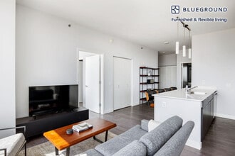 1000 S Clark St-Unit -FL23-ID987 in Chicago, IL - Building Photo - Building Photo