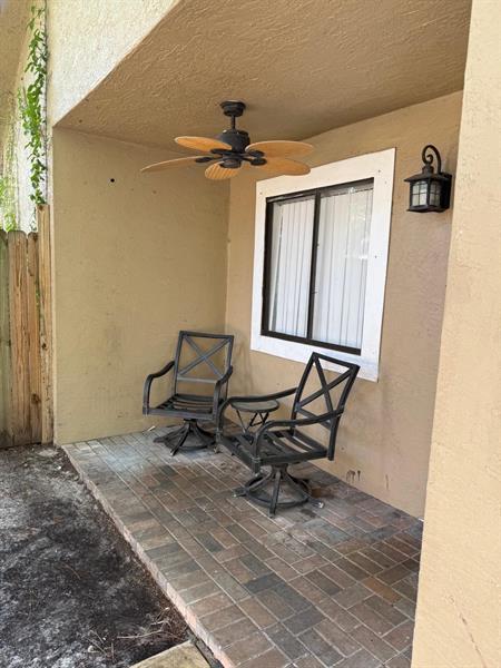 property at 1216 Periwinkle Pl