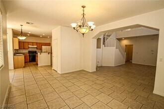 179 Flying Hills Ave in Las Vegas, NV - Building Photo - Building Photo