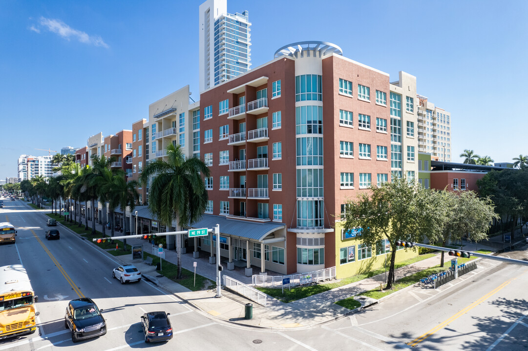 Cite on the Bay West in Miami, FL - Foto de edificio