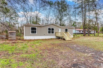 10757 Doe Hill Dr in Montgomery, TX - Building Photo - Building Photo