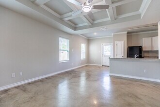 6265 Eddie Way in San Antonio, TX - Building Photo - Building Photo