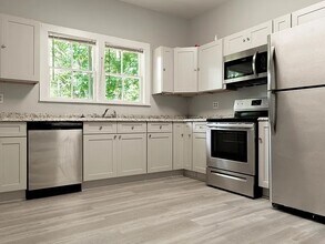 209 S Haugh Ave in Picayune, MS - Foto de edificio - Building Photo