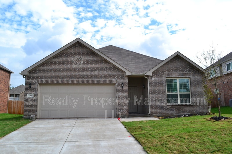 4509 Cormorant Dr in Sherman, TX - Building Photo