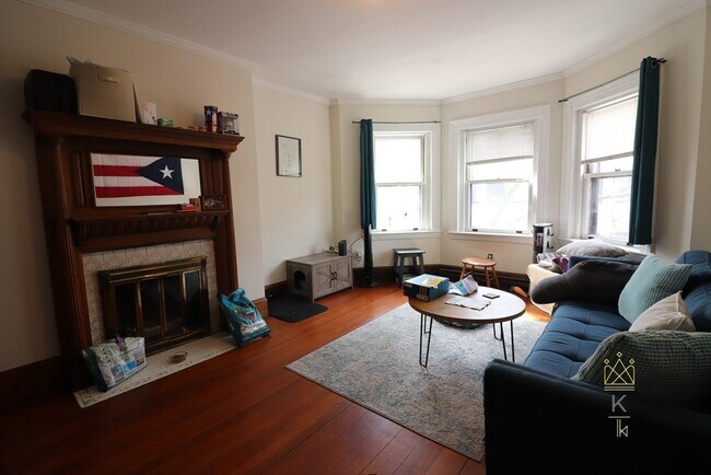 8 Keswick St, Unit 3 in Boston, MA - Building Photo - Building Photo