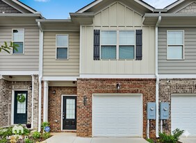 8382 Douglass Trail in Jonesboro, GA - Building Photo