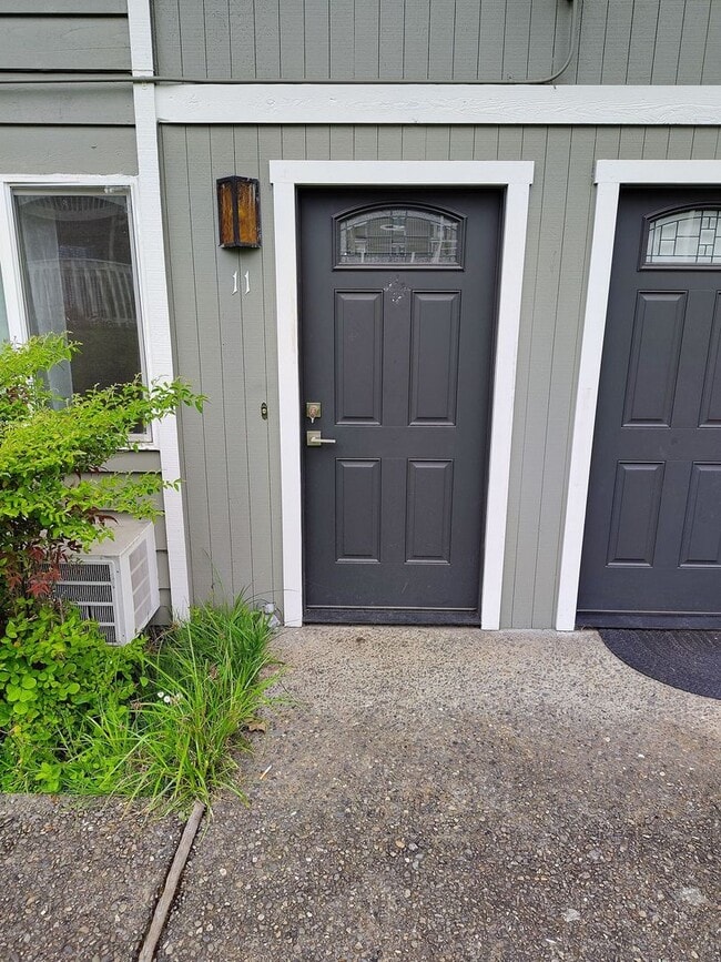 property at 885 NE Sunset St