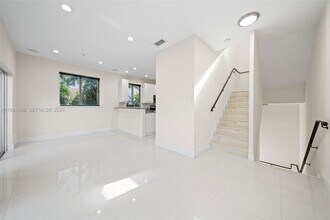 2951 Virginia St in Miami, FL - Building Photo - Building Photo