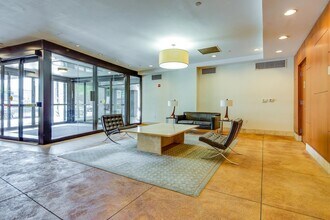 700 Grove St in Jersey City, NJ - Building Photo - Building Photo