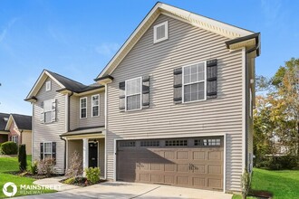 204 Slate Dr in Gibsonville, NC - Building Photo - Building Photo