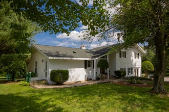 2500 Holt Rd in Paducah, KY - Building Photo - Building Photo