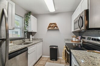 The Monroe of SOHO Hyde Park in Tampa, FL - Foto de edificio - Building Photo