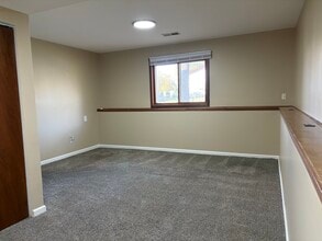 10673 Grouse St NW in Coon Rapids, MN - Building Photo - Building Photo