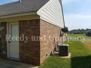 3850 Farm Gate Cove in Southaven, MS - Building Photo - Building Photo
